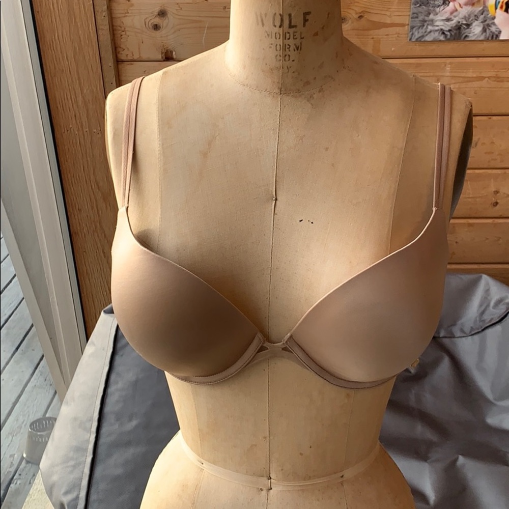 VS very sexy push-up bra 34D.